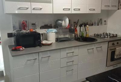 Casă cu 3 camere cu Teren 5 Mp în Central - 10