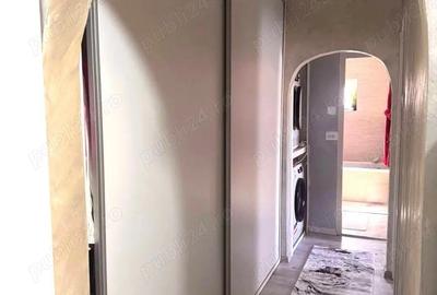 Apartament luminos 3 camere, decomandat, zona Piata Centrala - 9
