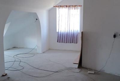 Casă cu 5 camere cu Teren 1600 Mp în Nădab - 5