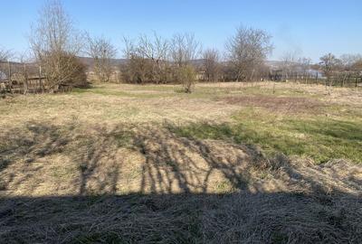 Teren de 1700 mp, în Micești - 1