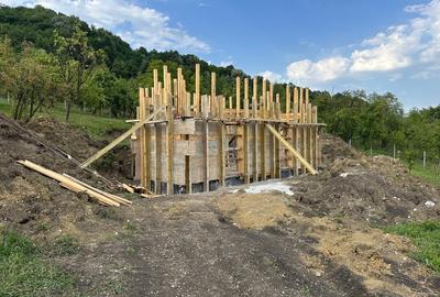 Vila constructie si livada - 2