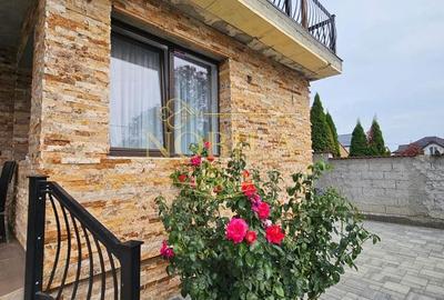 Casă cu 4 camere în Central - 1