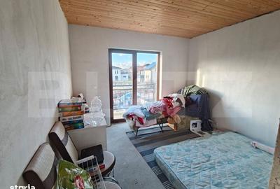 Casă cu 4 camere cu Teren 500 Mp în Chinteni