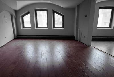Spațiu comercial, de 350 mp, în Ultracentral - 2