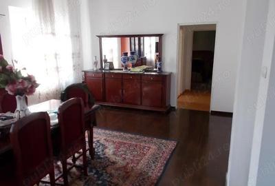 Teren de 3500 mp, în Mehala - 17
