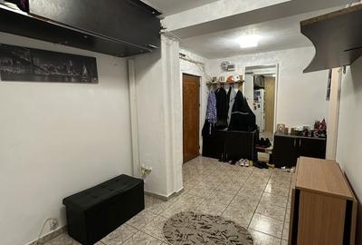 Apartament cu 3 camere decomandat în Canta - 4