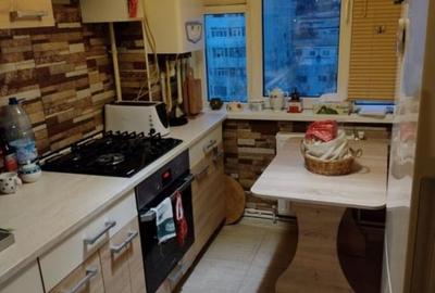 DE VANZARE-APARTAMENT 4 CAMERE-ALEXANDRU CEL BUN - 3