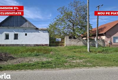 Casă cu 4 camere cu Teren 1472 Mp în Central - 2