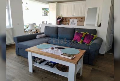 Casă cu 3 camere cu Canalizare în Central - 2