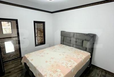 Casă cu 7 camere cu Teren 600 Mp în Gura Foii - 14