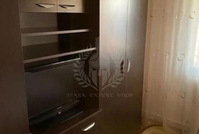 4 CAMERE // DEMOCRATIEI // 2 BALCOANE // PARCARE // CENTRALA PROPRIE - 3