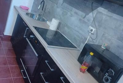 Apartament cu 2 camere decomandat în Titan - 1