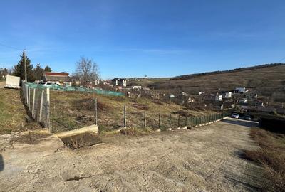 Teren Construcții intravilan de 600 mp, în Rediu - 1