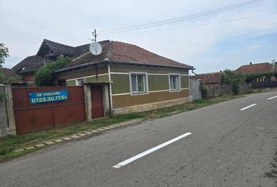 Casa loc SUMUGIU , sc 200 mp , parte veche si noua, ter 2670, sosea - 2