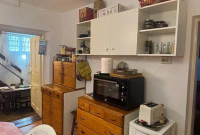 Casă cu 4 camere cu Teren 50 Mp în Central