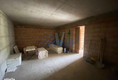 Casă cu 5 camere cu Canalizare în Feleacu - 2