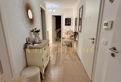 Apartament cu 3 camere decomandat, mobilat în Tractorul - 4