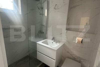 Apartament cu 3 camere semidecomandat în Micro 15 - 2