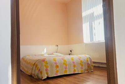 Apartament cu 3 camere decomandat în Complex Studențesc - 3