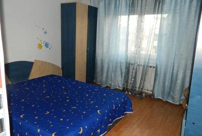 Apartament cu 3 camere decomandat în Drumul Sării - 5