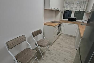 Apartament cu 3 camere, 58 mp, zona Centru - 7
