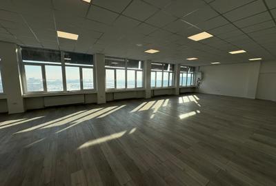 Spatiu de birou 200mp , et 9/10 dotat cu lift , langa metroul Dimitrie Leonida - 9