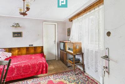 Casă în Roșia - 12