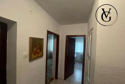 Apartament 3 camere in zona Brotacei - 10