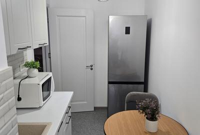Apartament cu 2 camere semidecomandat, mobilat în Central - 3