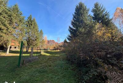 Teren de 1725 mp, în Central