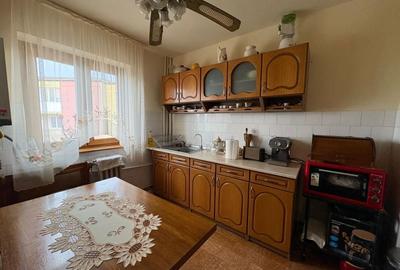 Apartament cu 3 camere în Central - 3