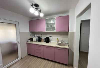 Apartament cu 2 camere decomandat în Câlnic - 2