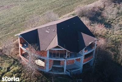 Casă cu 5 camere cu Teren 1000 Mp în Sântuhalm - 1