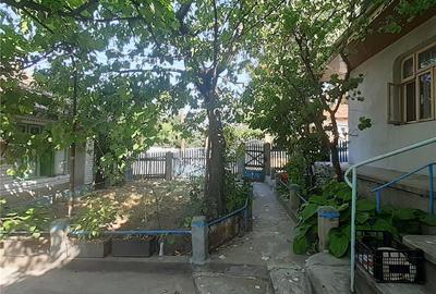 Casă cu 3 camere cu Teren 400 Mp în Huși - 7