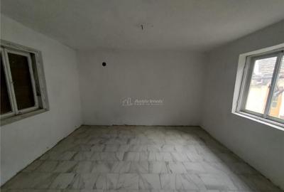 Berliste, Casa pt 2 Familii, la Sosea, Pret Negociabil - 19