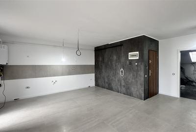 Apartament cu 3 camere decomandat în Exterior Est - 2