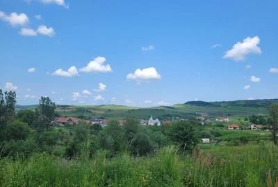 Teren cu autorizatie de constructie in Corusu, 1010 mp, panorama superba