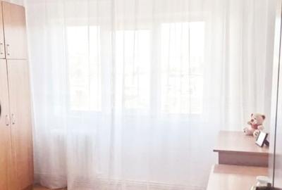 Persoană fizică  .Apartament 3 camere ,D, 71mp,Mircea cel Bătrân - 4