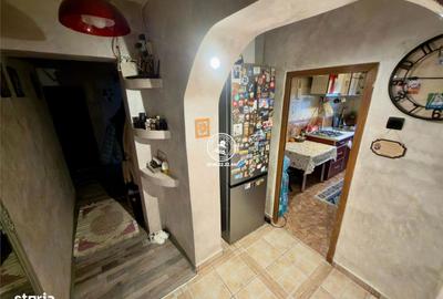 Apartament cu 3 camere decomandat în Păcurari