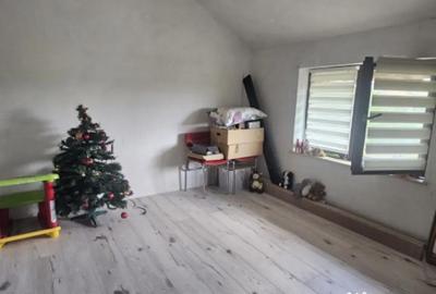 Casă cu 5 camere cu Teren 1300 Mp în Malu Mare - 3