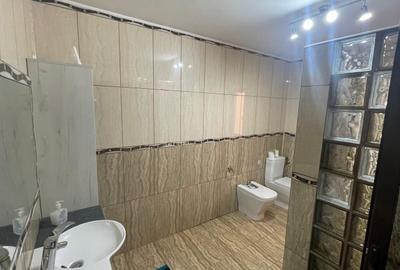 Navodari Vila  P+1+M  Living + 5 camere  86 mp etaj  Construita  in 2011 din bca - 15