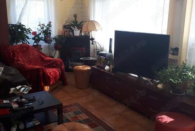 Casă cu 4 camere în Roman - 5