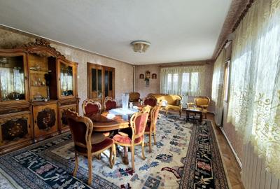 Casă cu 6 camere în Agigea