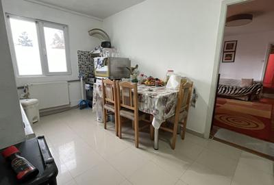 Apartament cu 3 camere decomandat în Gheorghe Lazăr - 2