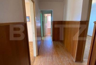 Apartament cu 4 camere decomandat în Central - 2