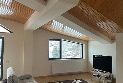 Vilă deosebită cu vedere panoramică la Munții Bucegi – Bușteni, str. Crinului - 8