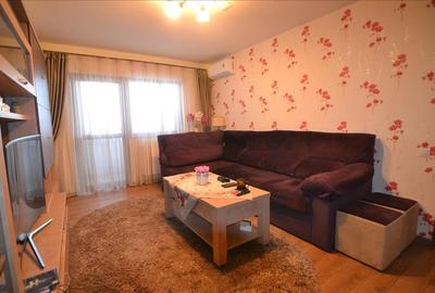 Apartament 3 camere decomandat ,2 bai ,etaj intermediar Tractorul - 2