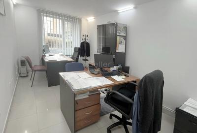 Birou, de 85 mp, în Centrul Civic - 8
