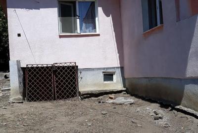 Casă cu 3 camere în Călărași - 2