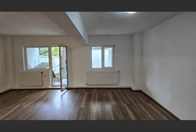 Casă cu 5 camere, 3 terase si gradina mica | Zona Lipovei - 28